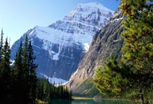 两连胜！奥格斯堡-沃尔夫斯堡，蒂茨破门，泽西格尔助攻.